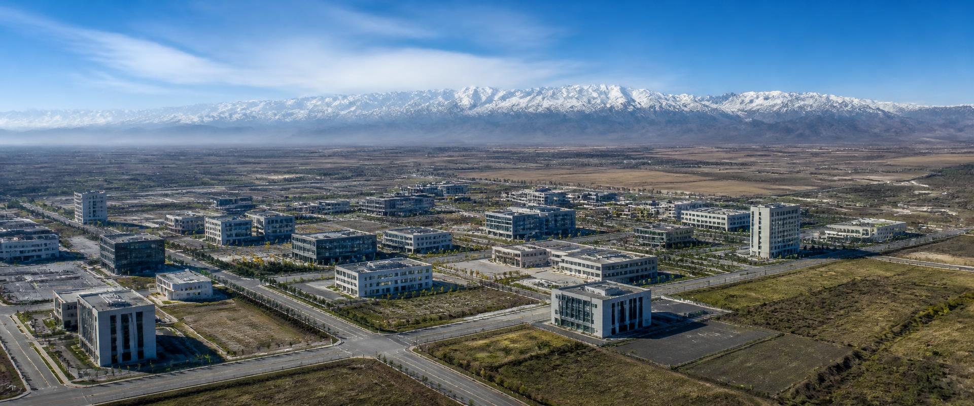 Панорама территории Alatau City